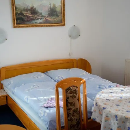 Πανσιόν Emgarni